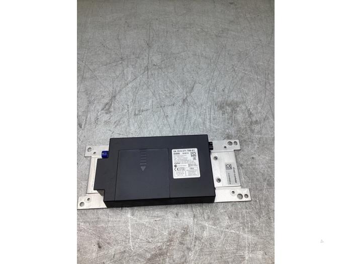 Usados Módulo Bluetooth BMW 3 serie Touring (F31) 318d 2.0 16V Precio € 100,00 Norma de margen ofrecido por Gebr Opdam B.V.