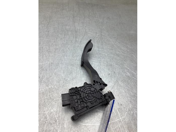 Begagnade Gaspedalsensor Skoda Kamiq 1.0 TSI 12V Pris € 35,00 Marginaltabell erbjuds av Gebr Opdam B.V.