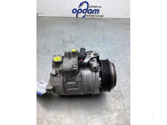 Usagé Pompe clim Mercedes GLE AMG Coupe (C292) 3.0 43 AMG V6 24V Turbo 4-Matic Prix € 250,00 Règlement à la marge proposé par Gebr Opdam B.V.