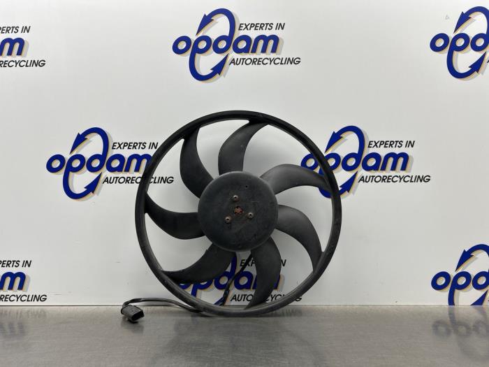 Używane Wentylator Mini Mini (R56) 1.6 16V Cooper Cena € 50,00 Procedura marży oferowane przez Gebr Opdam B.V.