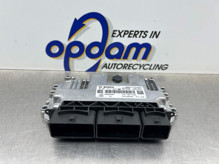 Used Engine management computer Smart Fortwo Coupé (453.3) 1.0 12V Price € 200,00 Margin scheme offered by Gebr Opdam B.V.
