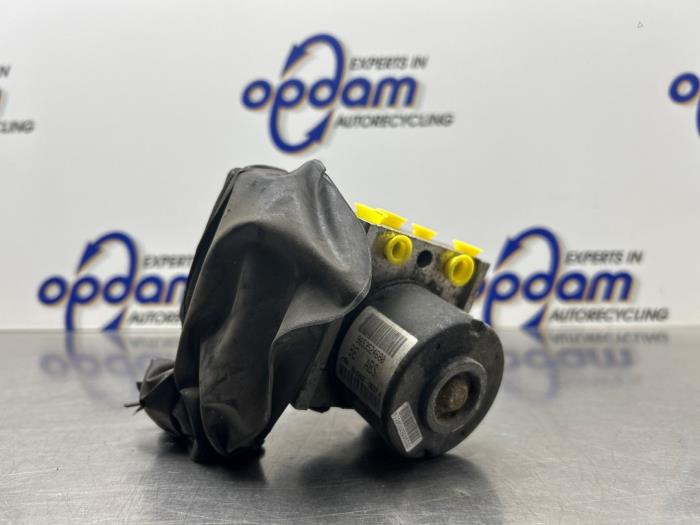 Begagnade ABS-pump Citroen C3 (FC/FL/FT) 1.6 16V Pris € 125,00 Marginaltabell erbjuds av Gebr Opdam B.V.