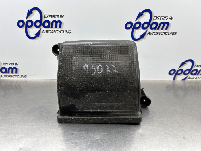 Begagnade Luftfilterhus Fiat Panda (169) 1.2 Fire Pris € 30,00 Marginaltabell erbjuds av Gebr Opdam B.V.