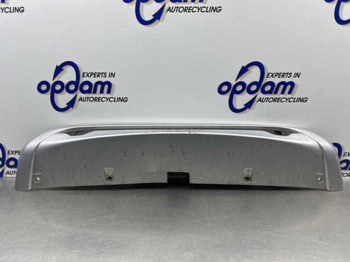 Begagnade Diffuser, bakre stötfångare Nissan Qashqai (J11) 1.2 DIG-T 16V Pris € 75,00 Marginaltabell erbjuds av Gebr Opdam B.V.