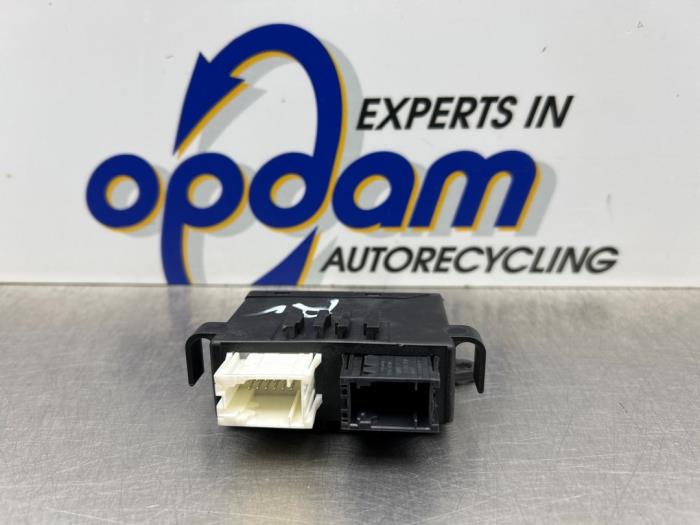 Begagnade Elspegelmodul BMW 3 serie (E46/2C) 325 Ci 24V Pris € 30,00 Marginaltabell erbjuds av Gebr Opdam B.V.