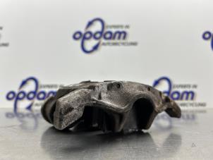 Used Rear brake calliper, right Peugeot 607 (9D/U) 2.2 16V Price € 50,00 Margin scheme offered by Gebr Opdam B.V.