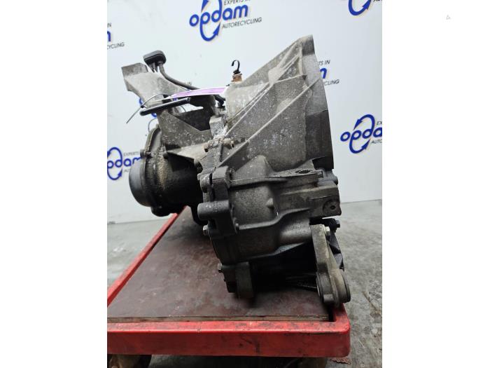 Getriebe van een Ford Focus 2 1.6 16V 2009