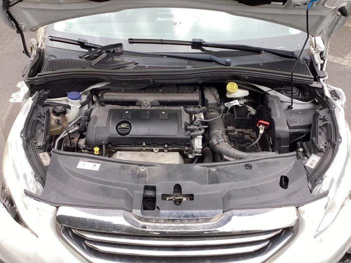Getriebe van een Peugeot 2008 (CU) 1.6 VTI 16V 2013
