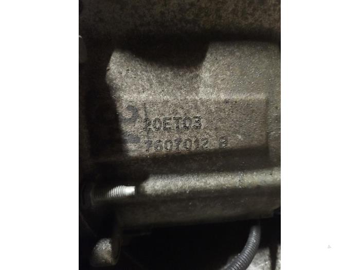 Getriebe van een Peugeot 2008 (CU) 1.6 VTI 16V 2013