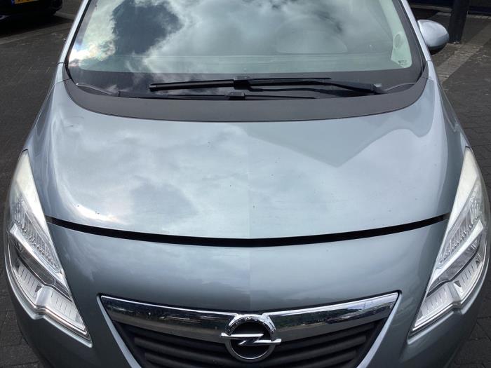 Używane Maska Opel Meriva (B) 1.4 16V Ecotec Cena € 150,00 Procedura marży oferowane przez Gebr Opdam B.V.