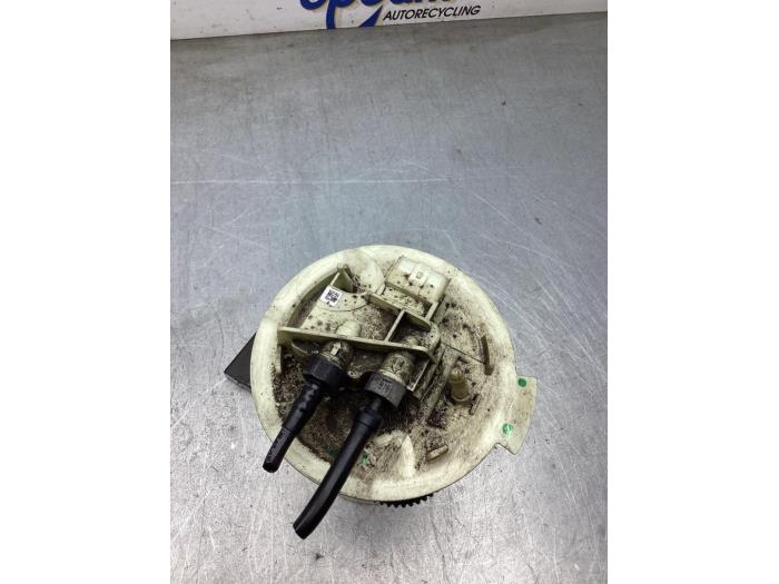 Usagé Pompe d'injection Ford Transit Custom 2.2 TDCi 16V Prix € 90,75 Prix TTC proposé par Gebr Opdam B.V.