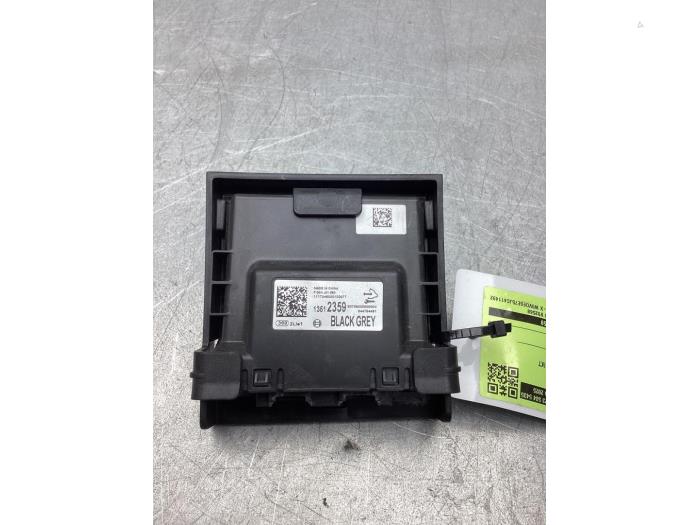 Używane Modul gateway Opel Karl 1.0 12V Cena € 15,00 Procedura marży oferowane przez Gebr Opdam B.V.