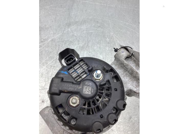 Usagé Dynamo Opel Karl 1.0 12V Prix € 45,00 Règlement à la marge proposé par Gebr Opdam B.V.