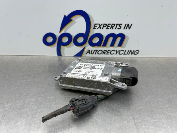 Begagnade Dödvinkelsensor Mazda 3 Sport (BL14/BLA4/BLB4) 1.6i MZR 16V Pris € 50,00 Marginaltabell erbjuds av Gebr Opdam B.V.