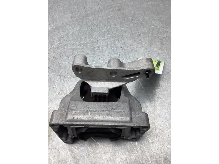 Used Engine mount Audi A1 Sportback (8XA/8XF) 1.0 TFSI Ultra 12V Price € 30,00 Margin scheme offered by Gebr Opdam B.V.