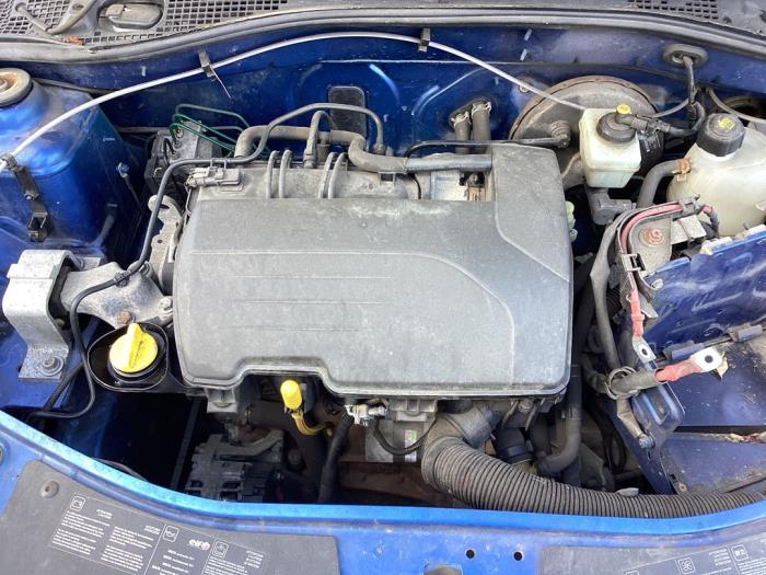 Usados Motor Dacia Sandero I (BS) 1.2 16V Precio € 600,00 Norma de margen ofrecido por Gebr Opdam B.V.