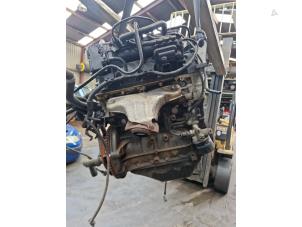 Motor van een Dacia Sandero I (BS) 1.2 16V 2010