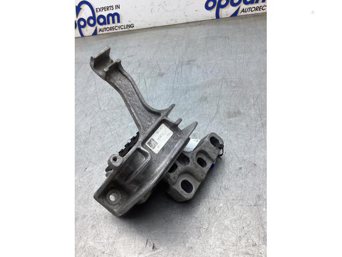 Used Engine mount Seat Leon ST (5FF) 2.0 TSI Cupra 300 16V Price € 40,00 Margin scheme offered by Gebr Opdam B.V.