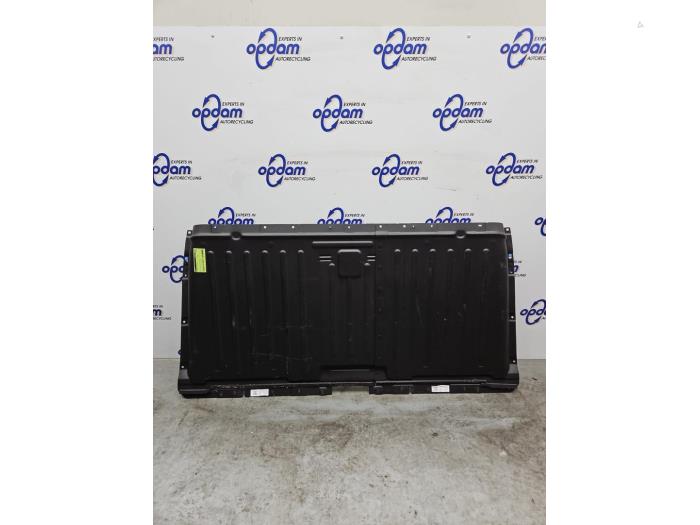 Używane Przegroda kabiny Opel Combo Cargo 1.5 CDTI 100 Cena € 302,50 Z VAT oferowane przez Gebr Opdam B.V.