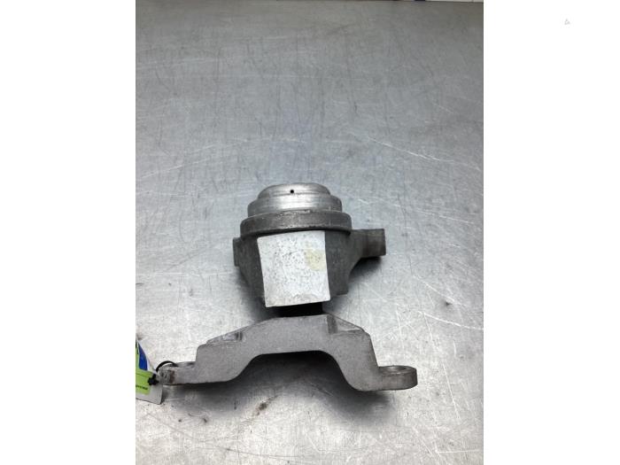 Used Engine mount Ford Mondeo V Wagon 1.5 EcoBoost 16V Price € 35,00 Margin scheme offered by Gebr Opdam B.V.