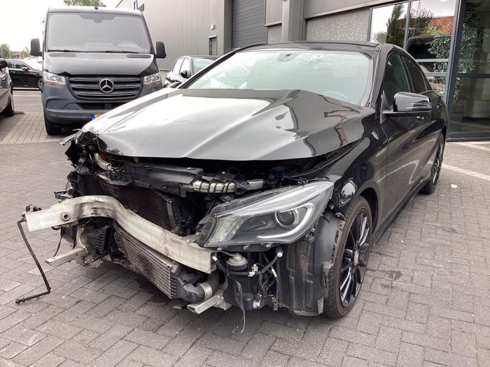 Gebrauchte Getriebe Mercedes CLA (117.3) 1.6 CLA-200 16V Preis € 1.250,00 Margenregelung angeboten von Gebr Opdam B.V.