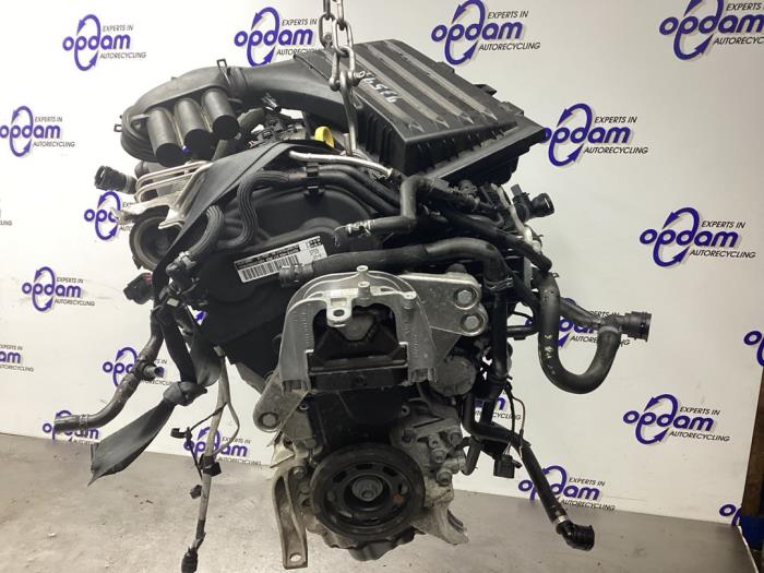 Begagnade Motor Volkswagen Golf VIII (CD1) 1.4 eHybrid 16V Pris € 2.420,00 Inklusive moms erbjuds av Gebr Opdam B.V.