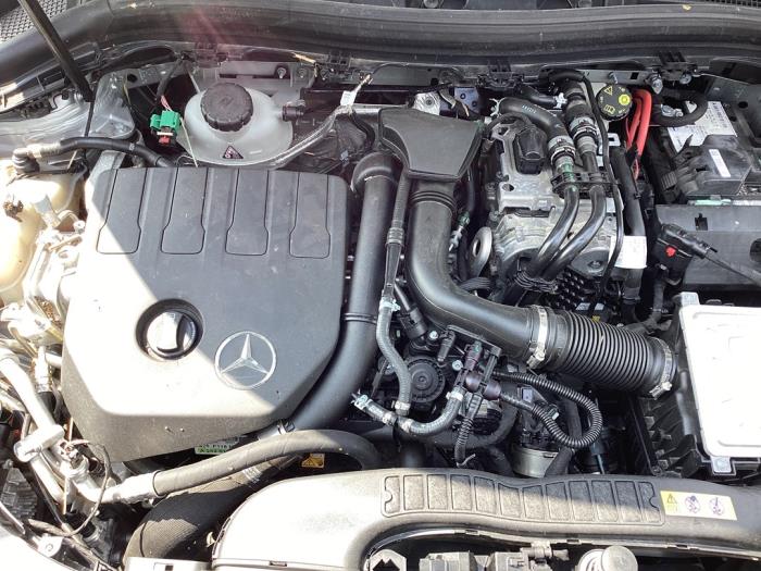 Gebrauchte Getriebe Mercedes B (W247) 1.3 B-250 e Turbo 16V Preis € 2.250,00 Margenregelung angeboten von Gebr Opdam B.V.