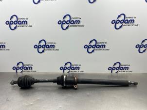 Usados Eje de transmisión derecha delante Volvo S60 I (RS/HV) 2.4 20V 140 Precio € 100,00 Norma de margen ofrecido por Gebr Opdam B.V.
