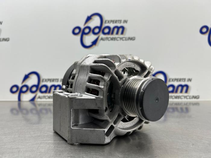 Begagnade Dynamo Opel Combo (Corsa C) 1.3 CDTI 16V Pris € 125,00 Marginaltabell erbjuds av Gebr Opdam B.V.