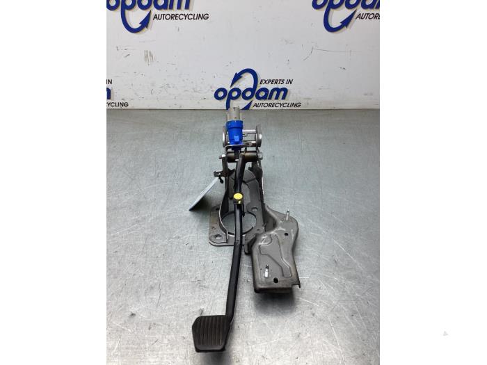 Używane Pedal hamulca Ford Focus 4 1.0 Ti-VCT EcoBoost 12V 125 Cena € 40,00 Procedura marży oferowane przez Gebr Opdam B.V.