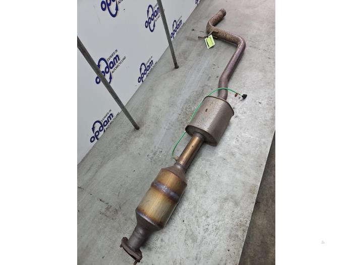 Usagé Catalyseur Ford Focus 4 1.0 Ti-VCT EcoBoost 12V 125 Prix € 350,00 Règlement à la marge proposé par Gebr Opdam B.V.