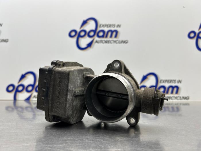 Usagé Boitier papillon Citroen C4 Grand Picasso (UA) 2.0 16V Autom. Prix € 75,00 Règlement à la marge proposé par Gebr Opdam B.V.
