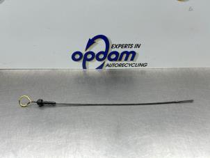 Usados Varilla medidora de aceite Suzuki Alto (RF410) 1.1 16V Precio € 25,00 Norma de margen ofrecido por Gebr Opdam B.V.