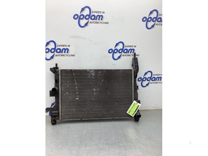 Usagé Radiateur Ford Transit Connect (PJ2) 1.6 TDCi 16V 75 Prix € 50,00 Règlement à la marge proposé par Gebr Opdam B.V.