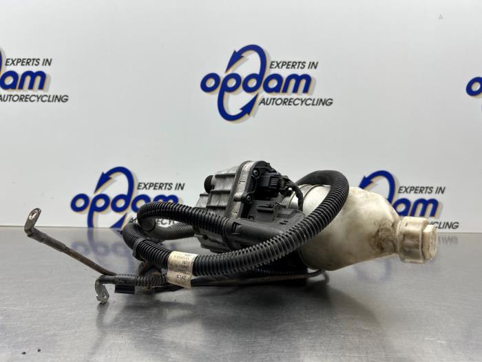 Usagé Pompe de direction Opel Zafira (M75) 1.8 16V Ecotec Prix € 350,00 Règlement à la marge proposé par Gebr Opdam B.V.