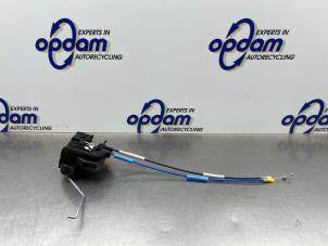 Used Front door lock mechanism 4-door, right Kia Picanto (JA) 1.0 DPI 12V Price € 50,00 Margin scheme offered by Gebr Opdam B.V.