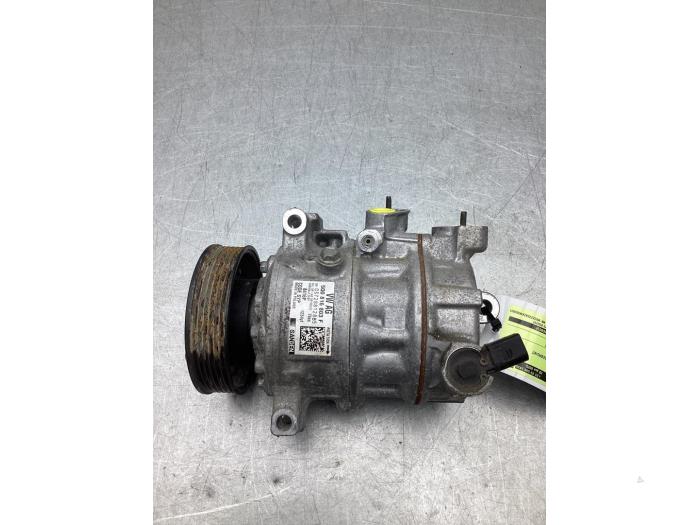 Usagé Pompe clim Volkswagen Tiguan (AD1) 1.5 TSI 16V Prix € 125,00 Règlement à la marge proposé par Gebr Opdam B.V.