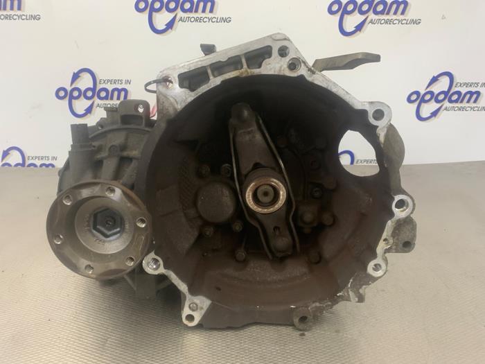 Gebrauchte Getriebe Volkswagen Polo IV (9N1/2/3) 1.4 TDI 80 Preis € 250,00 Margenregelung angeboten von Gebr Opdam B.V.