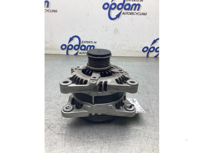 Usagé Dynamo Peugeot 5008 II (M4/MC/MJ/MR) 1.2 12V e-THP PureTech 130 Prix € 90,00 Règlement à la marge proposé par Gebr Opdam B.V.