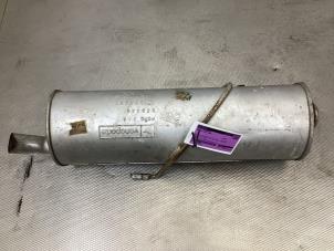 Usados Silenciador final de escape Peugeot 206 (2A/C/H/J/S) 1.4 XR,XS,XT,Gentry Precio € 35,00 Norma de margen ofrecido por Gebr Opdam B.V.