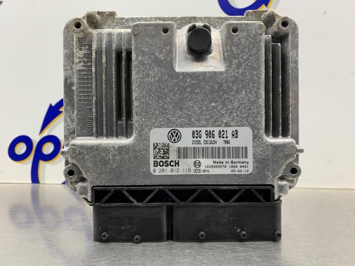 Used Engine management computer Volkswagen Passat (3C2) 2.0 TDI 140 Price € 125,00 Margin scheme offered by Gebr Opdam B.V.