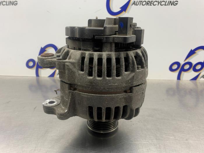 Begagnade Dynamo Volkswagen Polo IV (9N1/2/3) 1.4 TDI 80 Pris € 50,00 Marginaltabell erbjuds av Gebr Opdam B.V.