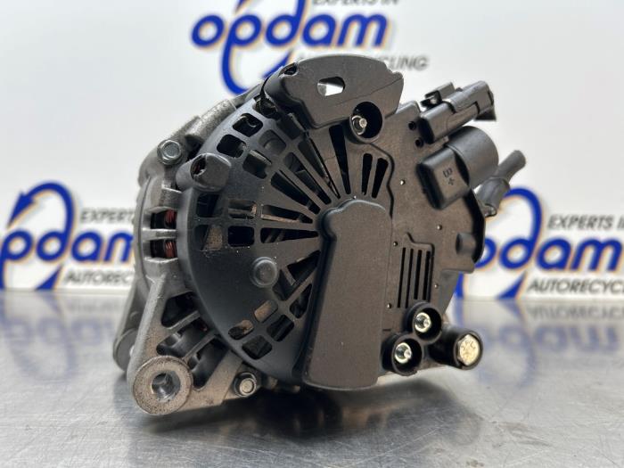 Dynamo d'un Citroën Berlingo 1.6 Hdi 16V 90 2011