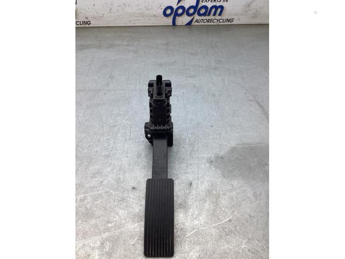 Begagnade Gaspedalsensor Mercedes A (177.0) 1.3 A-160 Turbo 16V Pris € 50,00 Marginaltabell erbjuds av Gebr Opdam B.V.