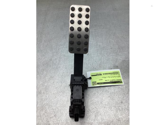 Begagnade Gaspedalsensor Mercedes A Limousine (177.1) 1.3 A-250 e Turbo 16V Pris € 50,00 Marginaltabell erbjuds av Gebr Opdam B.V.
