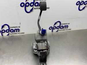 Begagnade Bromspedal Kia Picanto (JA) 1.0 DPI 12V Pris € 60,00 Marginaltabell erbjuds av Gebr Opdam B.V.