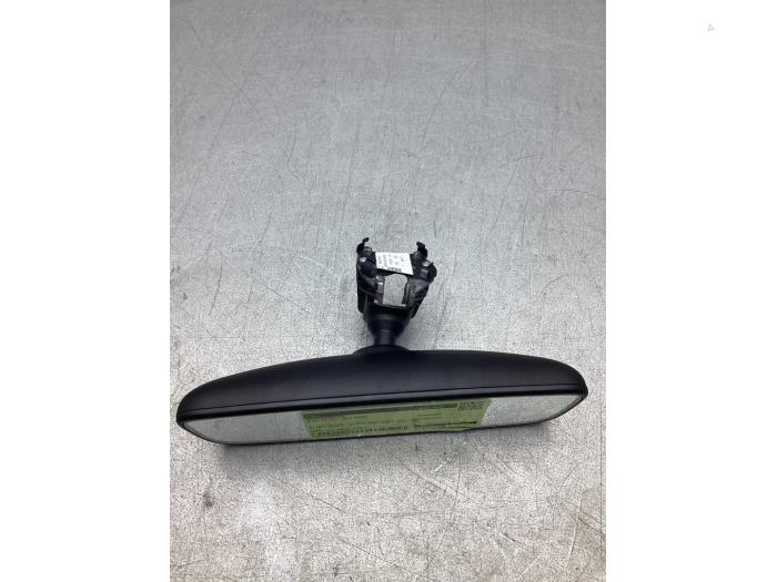 Retrovisor interior de un Audi A3 Sportback (8YA) 1.0 30 TFSI 12V Mild hybrid 2023