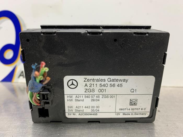 Begagnade Gateway-modul Mercedes E (W211) 3.0 E-280 V6 24V Pris € 50,00 Marginaltabell erbjuds av Gebr Opdam B.V.