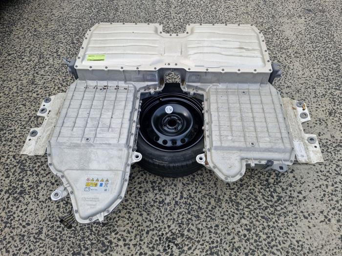 Używane Akumulator (Hybryda) BMW X5 (G05) xDrive 45 e iPerformance 3.0 24V Cena € 3.500,00 Procedura marży oferowane przez Gebr Opdam B.V.