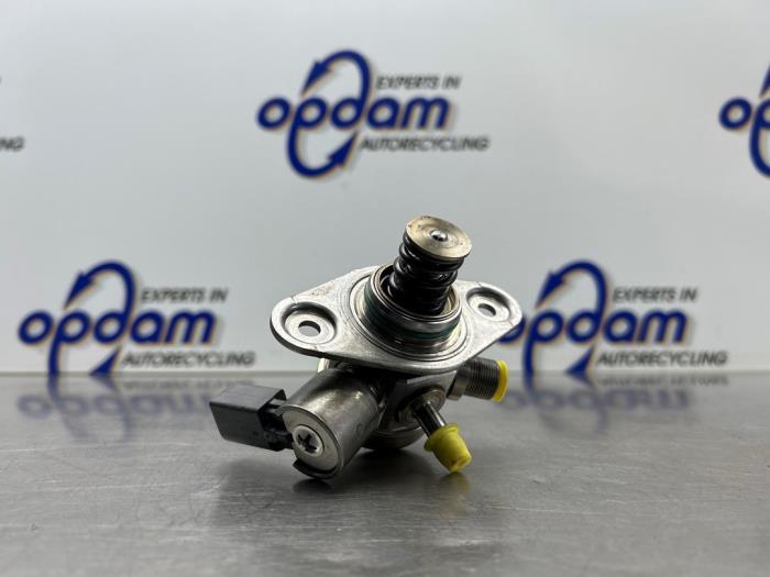 Begagnade Högtryckspump Mercedes A (W176) 1.6 A-180 16V Pris € 125,00 Marginaltabell erbjuds av Gebr Opdam B.V.